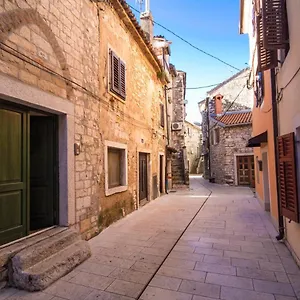 Center, Seafront With Terrace In Apartament Umag